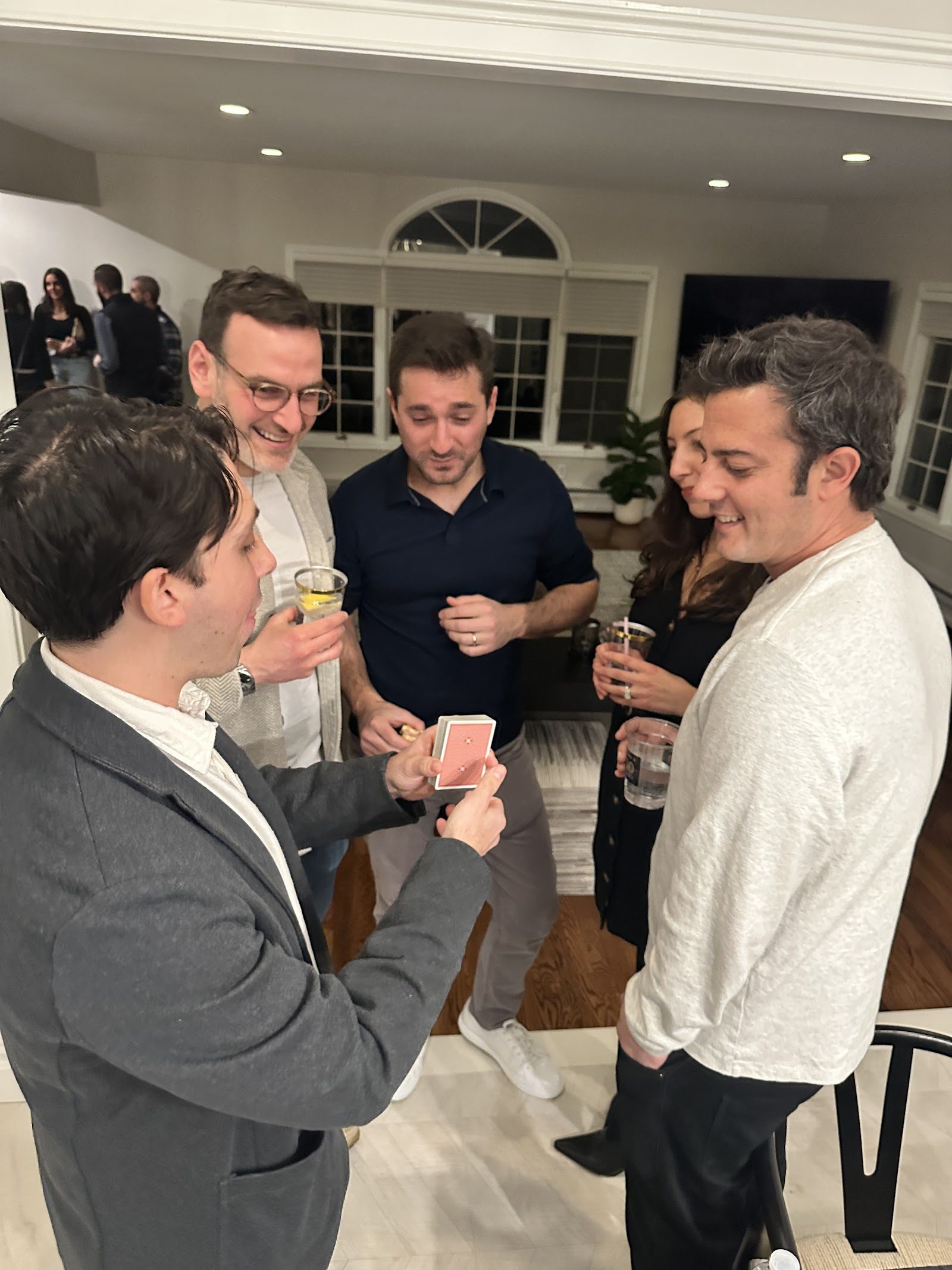 Ethan Smith performing magic — photo 47